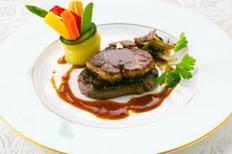 Filet de boeuf poele et  saute de foie gras　牛フィレとフォアグラ
